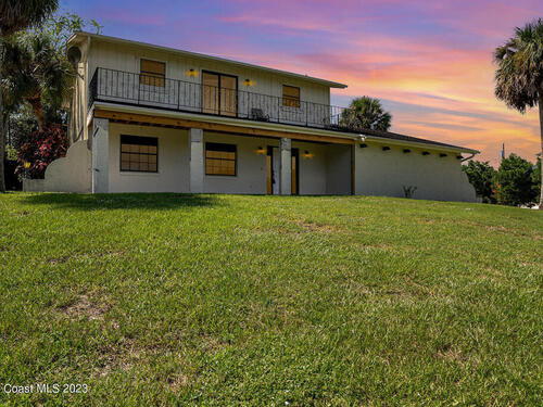 3703 Warwick Drive