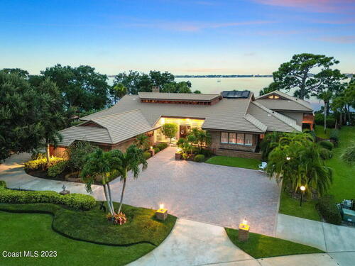 3950 N Riverside Drive