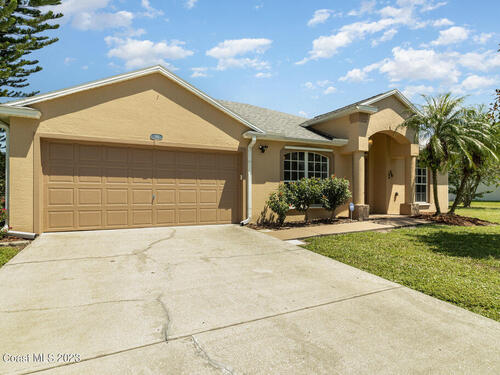 3139 Tropical Circle