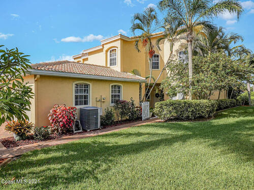 511 Island Court