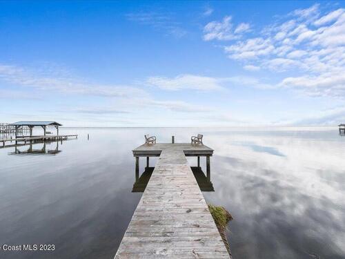 1136 Riverside Drive